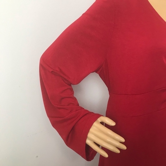 Motherhood Maternity Red Dress – XL with Knot Front & Tie Back - Picture 3 of 10